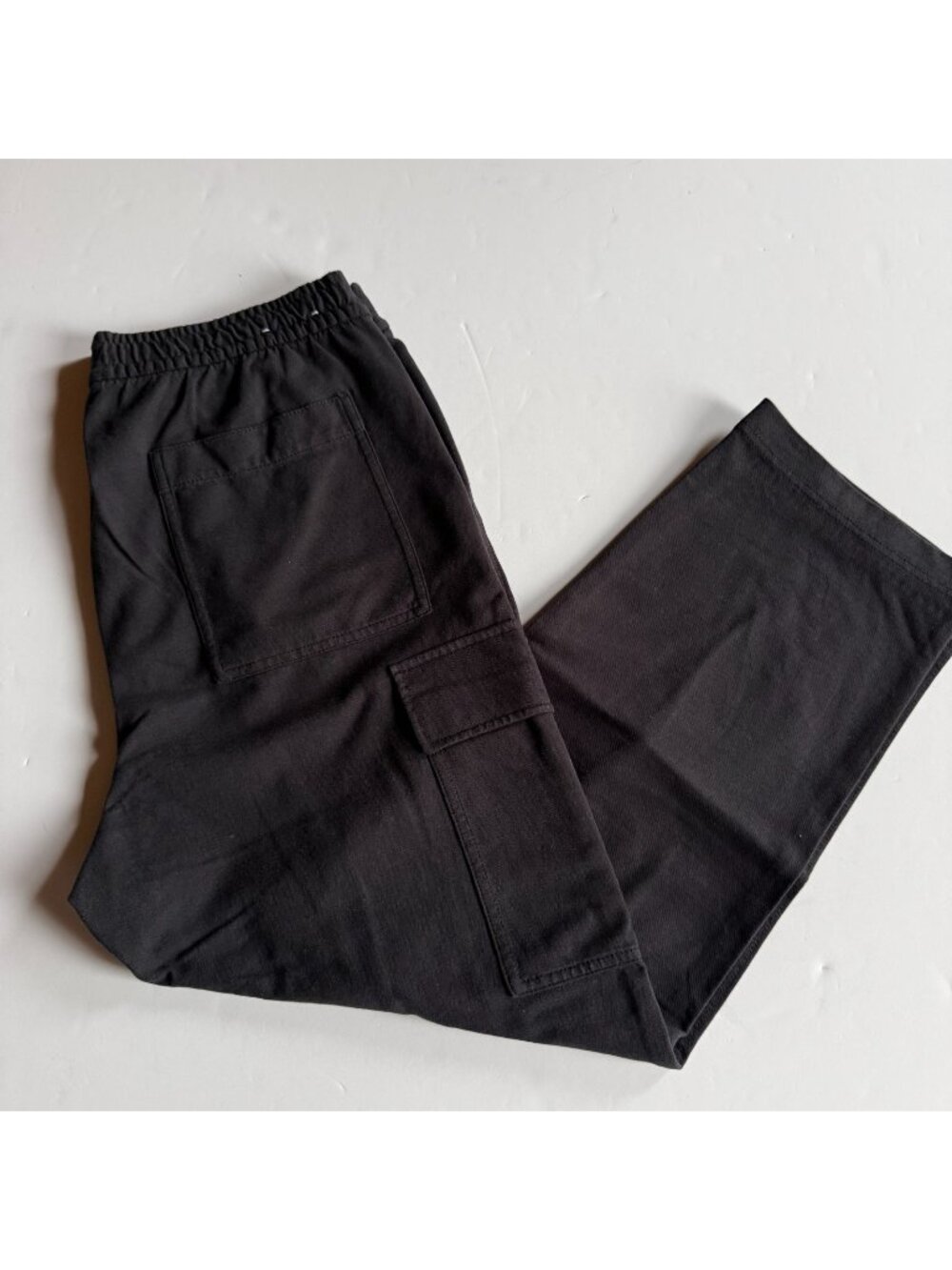 UNIQLO Black Relaxed Utility Cargo Pants - Men's Large